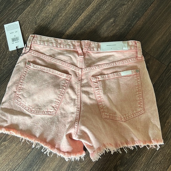 Monroe Short - Picture 2 of 4